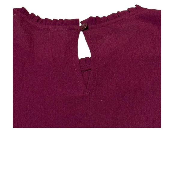 GUC Time and Tru Top Womens Small Maroon Bell Sleeve Floral Crinkle Embroidered - Picture 7 of 7